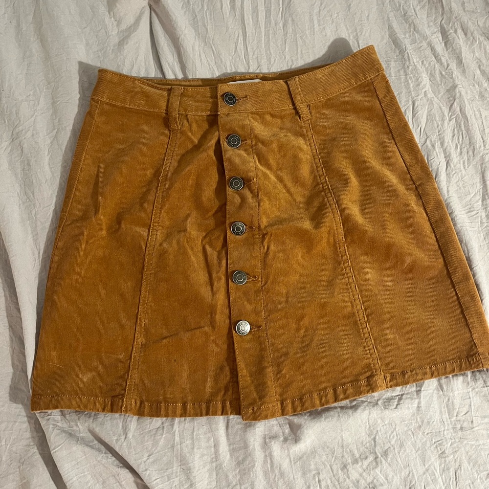 Mustard yellow skirt